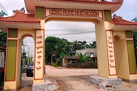 Làm rõ nguyên nhân dân đánh trống, kéo hàng trăm người tới vây côn đồ Cổng làng nơi xảy ra vụ việc