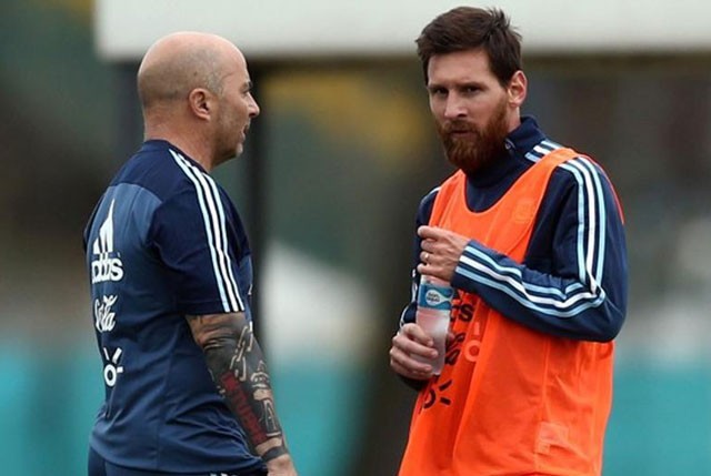 HLV Argentina đã có cách giúp Messi ‘thông nòng’ HLV Argentina đã có cách giúp Messi ‘thông nòng’