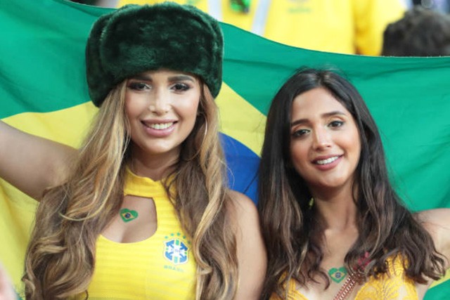 Dàn kiều nữ Brazil gây bão khán đài World Cup 2018 Dàn kiều nữ Brazil gây bão khán đài World Cup 2018