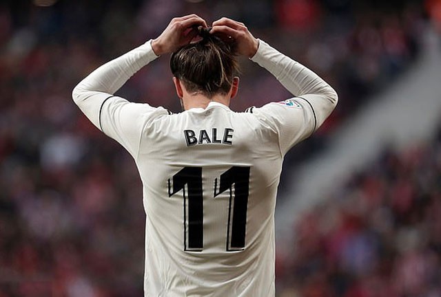 Đồng đội tiết lộ lý do ngôi sao Bale bị thất sủng ở Real Bale ngày càng bị đồng đội xa lánh vì không nói được tiếng Tây Ban Nha.
