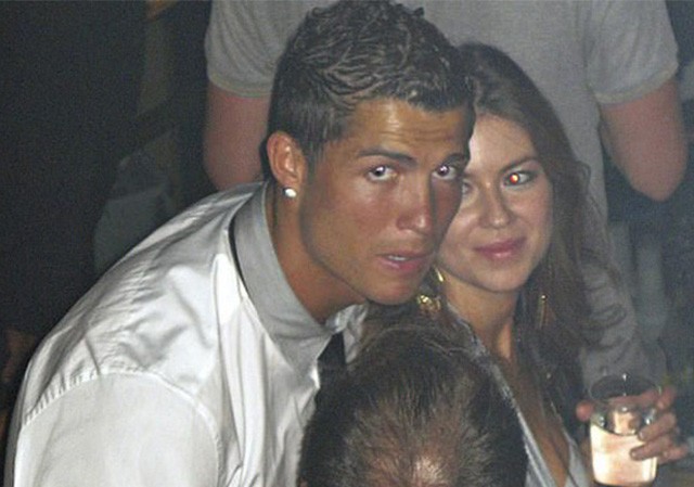 Ronaldo chính thức thoát cáo buộc hiếp dâm người mẫu Ronaldo chính thức thoát cáo buộc hiếp dâm người mẫu