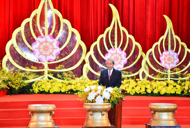 Đạo Phật vì một thế giới 'chúng ta đều muốn sống' Phó Thủ tướng Thường trực Chính phủ Trương Hòa Bình khẳng định Việt Nam tiếp tục giương cao ngọn cờ nhân văn, hòa bình, hữu nghị
và hợp tác của Đại lễ Vesak LHQ