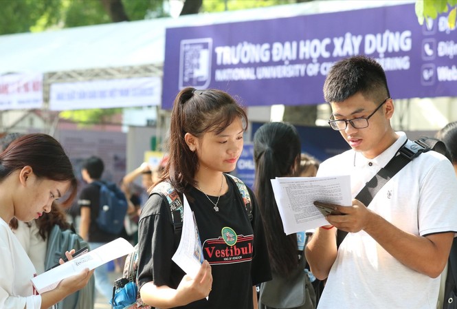 Điều chỉnh nguyện vọng: Trường đại học top giữa dịch chuyển mạnh Cơ hội trúng tuyển ĐH năm nay của thí sinh cao Ảnh: Như Ý