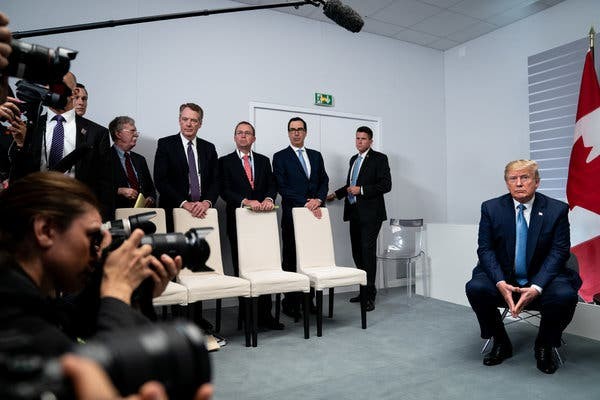 Ông Trump cố che lấp rạn nứt ở G7 Ảnh: AP