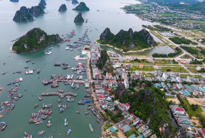 Điều chỉnh quy hoạch Khu kinh tế Vân Đồn: Bộ Xây dựng lưu ý gì? Toàn cảnh Vân ĐồnẢnh: PV