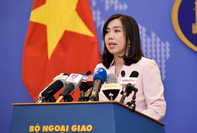Không có người Việt bị ảnh hưởng trong các cuộc biểu tình tại Pháp Người Phát ngôn Bộ Ngoại giao Lê Thị Thu Hằng cho biết,chưa có thông tin về người Việt nào bị ảnh hưởng trong các cuộc biểu tình tại Pháp. Ảnh: T.L