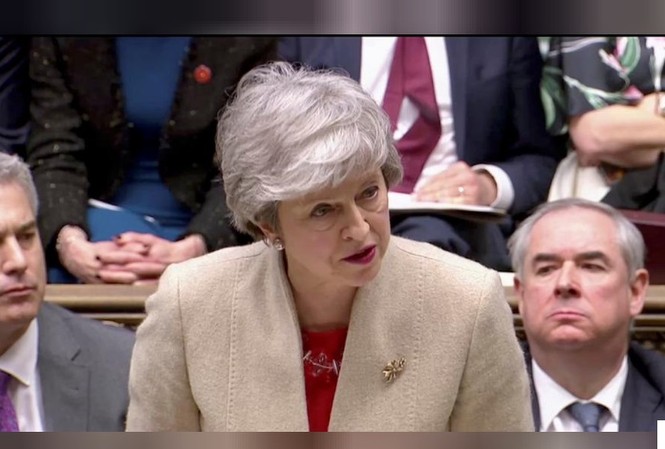 Thủ tướng Theresa May thất bại lần 3 tại Hạ viện, nước Anh hỗn loạn Thủ tướng Anh Theresa May cho rằng, quyết định của Hạ viện là nấm mồ chôn Brexit.