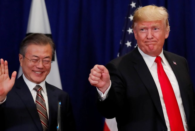 Cơ hội đàm phán Mỹ - Triều ngày càng lớn khi ông Trump thăm Hàn Quốc Cuộc gặp giữa ông Trump và ông Moon tại Hàn Quốc sẽ mở ra nhiều khả năng nối lại hội nghị thượng đỉnh Mỹ- Triều lần 3.