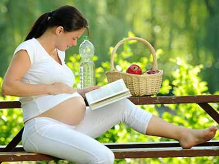 Những kiểu làm đẹp bà bầu nên tránh xa Ảnh minh hoạ: Internet