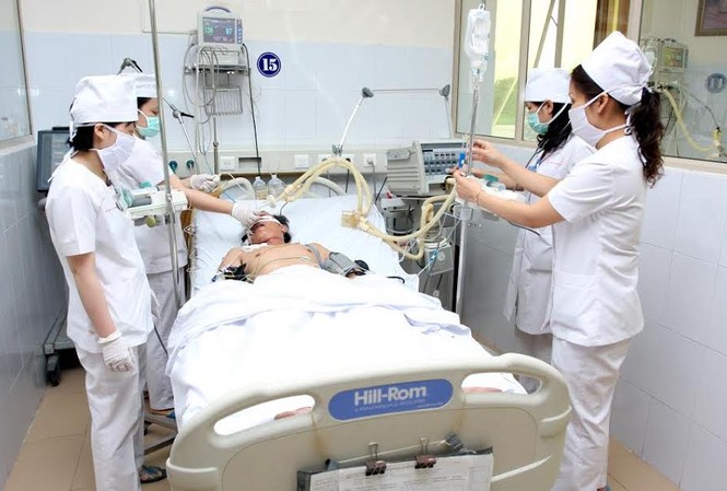 Nhầm lẫn chết người giữa đột quỵ và cảm mạo Bác sĩ, kỹ thuật viên theo dõi liên tục áp lực nội soi ở bệnh nhân đột quỵ não cấp