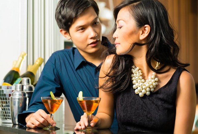 Lấy tiền cơ quan bao bồ trẻ, nguy cơ vào tù mới thú tội xin vợ cứu Ảnh minh hoạ: Internet