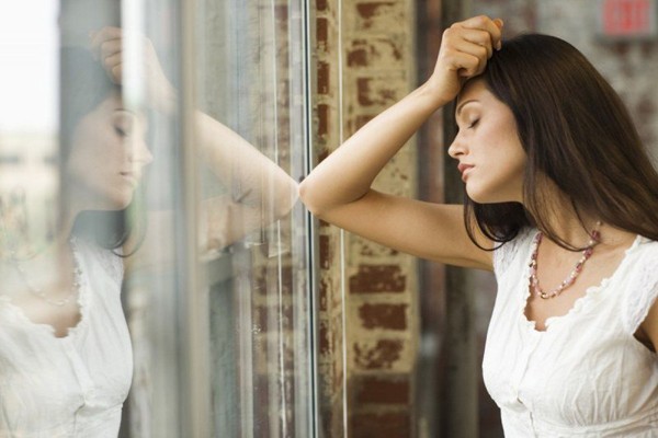 Bị sếp già thay tình 'đá' phũ phàng, vợ trẻ ngập nước mắt xin chồng tha thứ Ảnh minh họa: Internet