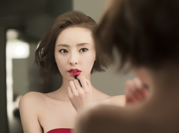 Níu làm gì đàn bà mất nết, 'cắm sừng' chồng để bồ bịch cùng tình cũ Ảnh minh họa: Internet