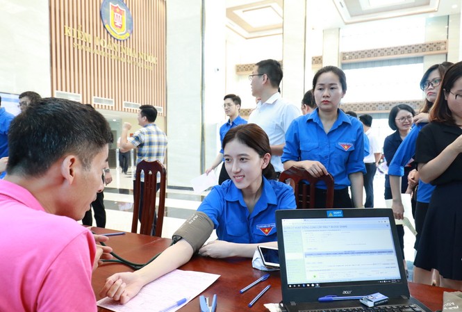 Đoàn thanh niên kiểm toán nhà nước hiến máu tình nguyện Đoàn thanh niên kiểm toán nhà nước hiến máu tình nguyện
