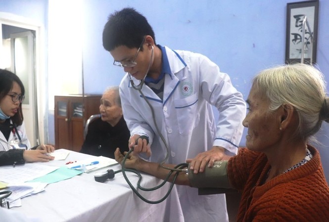 Ấm áp 'Xuân tình nguyện' giữa mùa giá rét Ngay sau lễ ra quân hôm nay, 5/1, Tỉnh Đoàn, Hội LHTNVN tỉnh tiếp tục tổ chức các hoạt động thiện nguyện thiết thực kéo dài đến giao thừa Tết Kỷ Hợi 2019