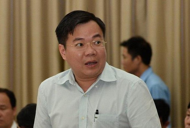 Tạm đình chỉ tư cách đại biểu HĐND với ông Tề Chí Dũng Tạm đình chỉ tư cách đại biểu HĐND Thành phố Hồ Chí Minh với ông Tề Trí Dũng. Ảnh: Báo Bảo vệ pháp luật
