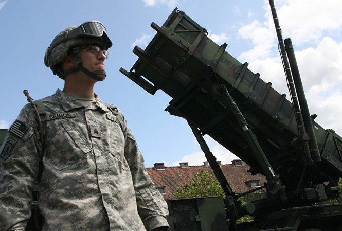 THẾ GIỚI 24H: Mỹ điều tên lửa Patriot và 200 binh sĩ tới Ả Rập Saudi Mỹ điều 200 quân và tên lửa Patriot tới Saudi Arabia. Ảnh: Sputnik