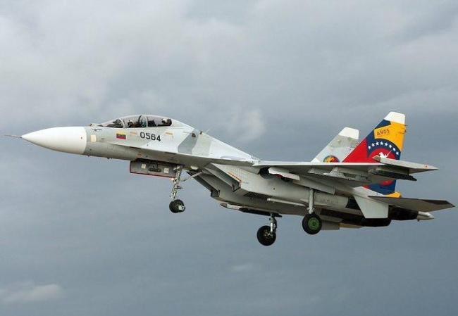 Tiêm kích Su-30MK2 nổ tung, một chuẩn tướng không quân thiệt mạng Tiêm kích Su-30MK2 nổ tung, một chuẩn tướng không quân thiệt mạng 