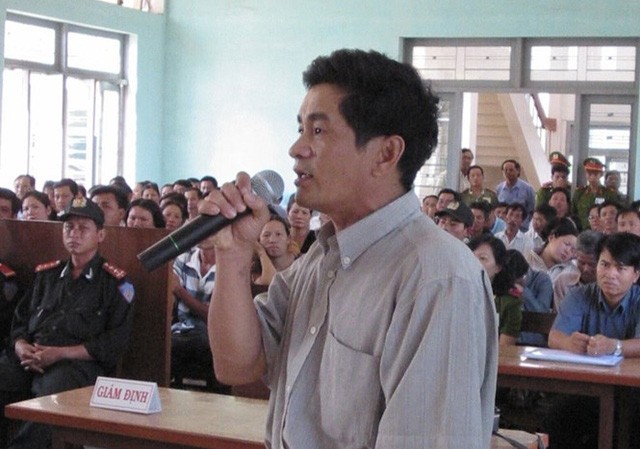 Xem xét thu hồi chứng chỉ luật sư của điều tra viên vụ ông Nén Cựu điều tra viên Cao Văn Hùng (Công an tỉnh Bình Thuận)