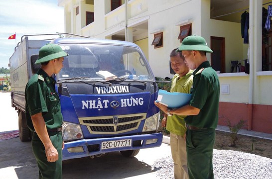 Tang váº­t vi pháº¡m bá» lá»±c lÆ°á»£ng chá»©c nÄng phÃ¡t hiá»n thu giá»¯. áº¢nh Nguyá»n Ngá»c