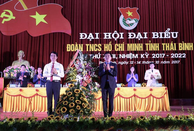Phát huy mạng xã hội trong giáo dục thanh niên Phát huy mạng xã hội trong giáo dục thanh niên