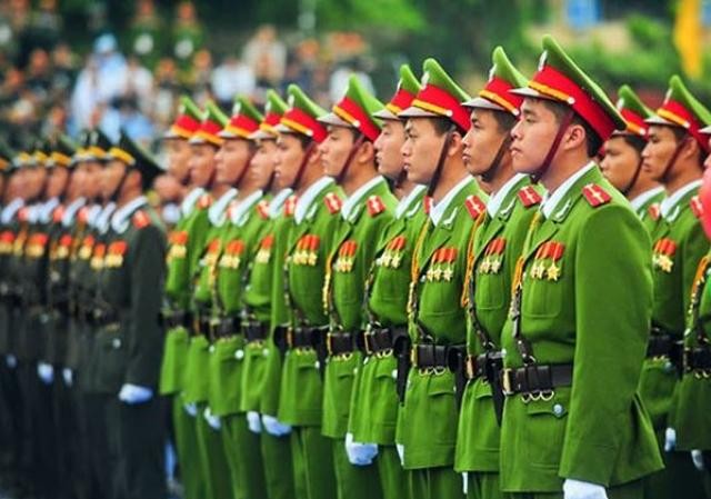 Giảm hàng trăm cục, vụ, đơn vị và 10 nghìn biên chế năm 2018 Bộ Công an đã sắp xếp, bỏ 6 tổng cục, giảm gần 60 đơn vị cấp cục và gần 300 đơn vị cấp phòng. Ảnh minh họa