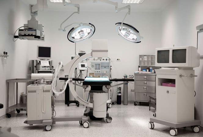 Giá vật tư y tế giữa các bệnh viện chênh 6 đến 7 lần Hầu hết các bệnh viện có sự phê duyệt giá kế hoạch khác nhau cho một loại vật tư, hóa chất và cùng một nhà cung cấp, giữa giá được phê duyệt cao nhất và thấp nhất có sự khác biệt rất lớn. Ảnh minh họa
