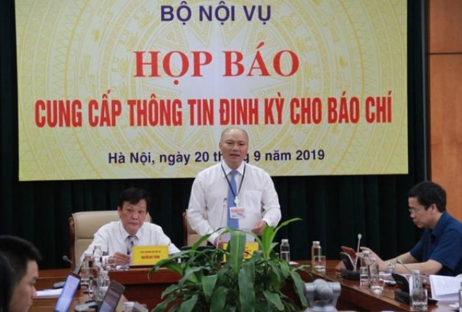 Đề xuất Ban tổ chức T.Ư gỡ khó việc sắp xếp cán bộ dôi dư Chánh Văn phòng, Người phát ngôn Bộ Nội vụ Vũ Đăng Minh