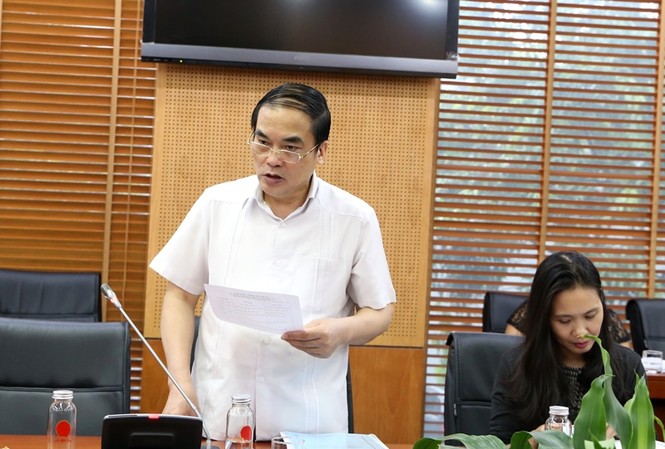 Cạnh tranh lành mạnh trong lựa chọn cán bộ cấp chiến lược Đại biểu phát biểu tại hội thảo