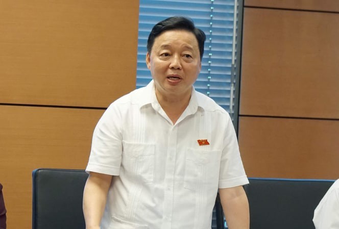 Bộ trưởng Trần Hồng Hà: Bộ trưởng, Chủ tịch tỉnh không nên là đại biểu Quốc hội Bộ trưởng TN&MT Trần Hồng Hà