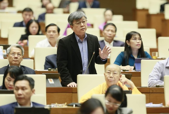 Đại biểu Quốc hội lo ngại nhà đầu tư ngoại kiểm soát nước sông Đuống ĐBQH Trương Trọng Nghĩa. Ảnh Như Ý