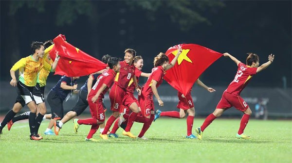 Vô địch SEA Games 29, tuyển nữ Việt Nam nhận 'mưa' tiền thưởng Vô địch SEA Games 29, tuyển nữ Việt Nam nhận 'mưa' tiền thưởng
