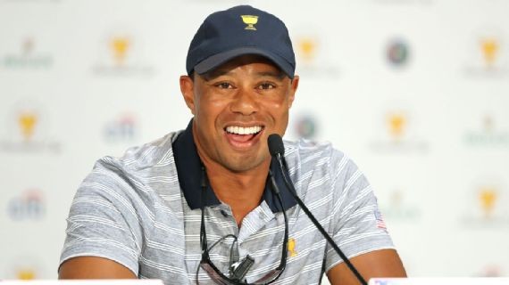 Tiger Woods bất ngờ thông báo ngày tái xuất Tiger Woods sẽ trở lại thi đấu tại Hero World Challenge