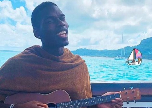 Pogba quậy tưng bừng trước ngày hội quân với M.U Pogba quậy tưng bừng trước ngày hội quân với M.U
