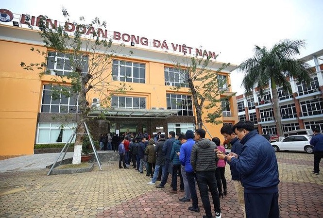 Chen lấn, xô đẩy để lấy vé chung kết AFF Cup 2018 Chen lấn, xô đẩy để lấy vé chung kết AFF Cup 2018