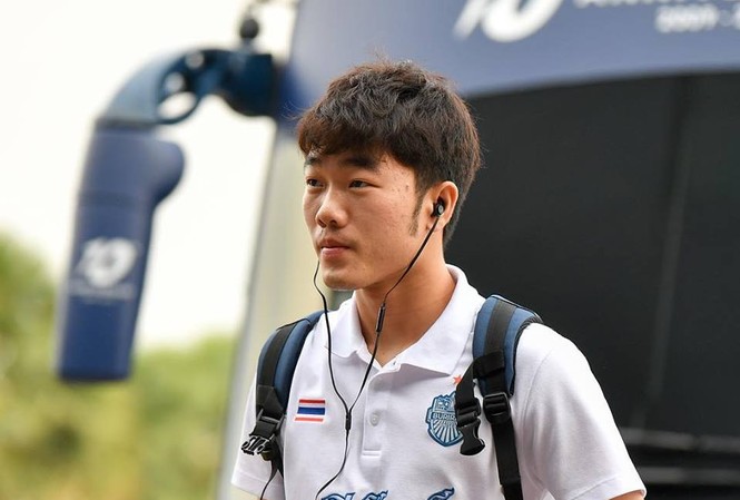 Xuân Trường dự bị ở trận cầu đặc biệt của Buriram Untied Xuân Trường dự bị ở trận cầu đặc biệt của Buriram Untied