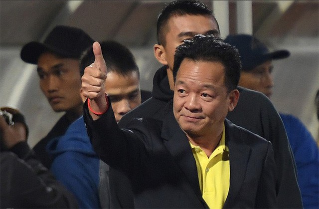 Bầu Hiển: 'Văn Hậu chắc đá SEA Games, thầy Park không phải lo' Bầu Hiển: 'Văn Hậu chắc đá SEA Games, thầy Park không phải lo'