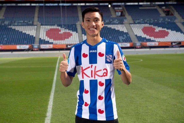Văn Hậu sang Hà Lan, chuẩn bị ra mắt SC Heerenveen Văn Hậu sang Hà Lan, chuẩn bị ra mắt SC Heerenveen