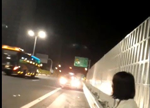 Vụ taxi ngược chiều trên cao tốc: Ủy ban An toàn Giao thông Quốc gia nói gì? Vụ taxi ngược chiều trên cao tốc: Ủy ban An toàn Giao thông Quốc gia nói gì?