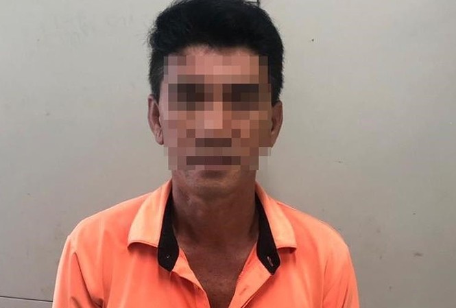 Tạm giữ người chạy xích lô 'chém' gần 3 triệu của du khách Nhật Phạm Văn Dũng tại công an.