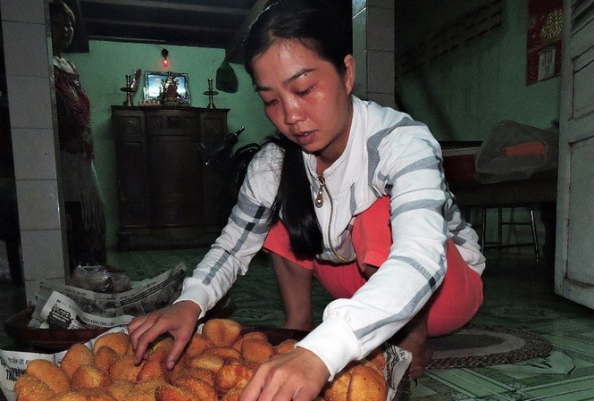 Chưa phục hồi điều tra vụ bị can chết ở công an Vĩnh Long Bà Trịnh Kim Liên. Ảnh: Tuổi trẻ.
