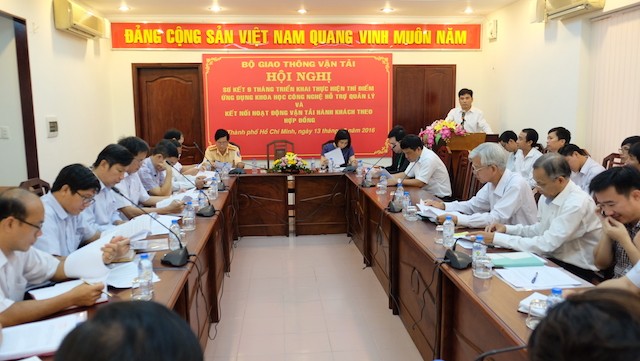 Bộ, ngành đau đầu tìm cách “quản” Uber Các đại biểu tham dự hội nghị