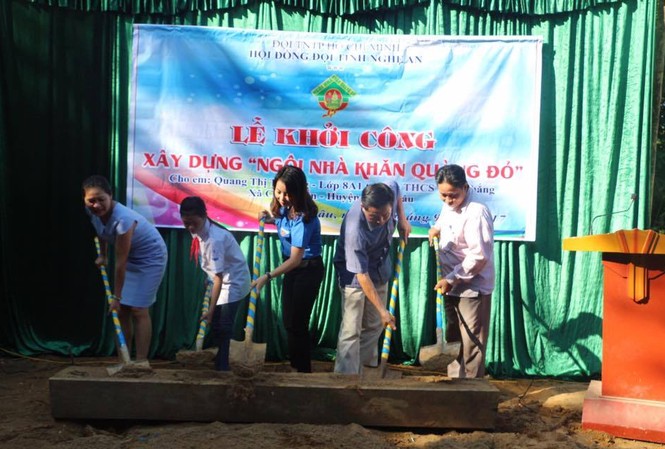 Tỉnh đoàn Nghệ An khởi công xây dựng “Ngôi nhà Khăn quàng đỏ” Tỉnh đoàn Nghệ An khởi công xây dựng “Ngôi nhà Khăn quàng đỏ”