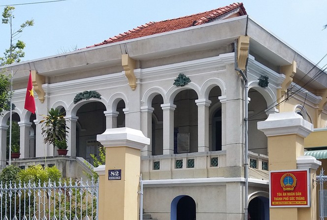 Vì sao Phó chánh án TAND thành phố Sóc Trăng bị khởi tố? Vì sao Phó chánh án TAND thành phố Sóc Trăng bị khởi tố?