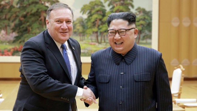 Tuần sau, Ngoại trưởng Mỹ thăm Triều Tiên lần 3? Ông Mike Pompeo từng thăm Triều Tiên hai lần hồi tháng 4 và tháng 5. Ảnh chụp ngày 9/5 tại Bình Nhưỡng. Nguồn: KCNA