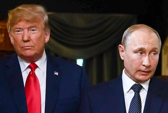 Mỹ dọa rút khỏi INF: Nga lo Washington lặp lại kịch bản năm 2001 Tổng thống Mỹ Donald Trump (trái) và Tổng thống Nga Vladimir Putin (phải). Ảnh: Getty