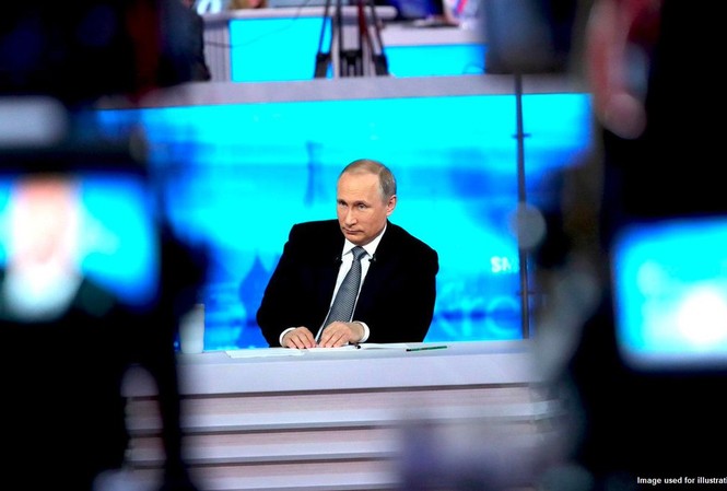 Ông Putin: Mỹ tấn công Huawei nhằm cản bước tiến của Trung Quốc Ông Putin tham gia cuộc hỏi-đáp trực tiếp. Ảnh: Sputnik