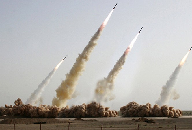 Iran dọa xóa sổ tàu sân bay Mỹ ở vùng Vịnh Ảnh minh họa: Sepah News