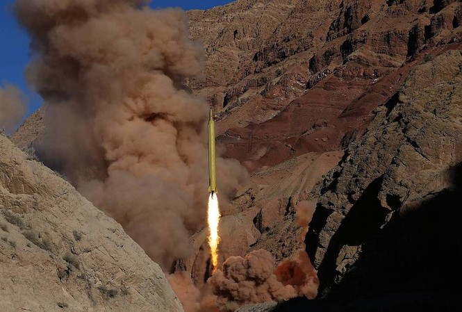 Mỹ nói Iran vừa thử tên lửa đạn đạo tầm trung Ảnh minh họa: AP