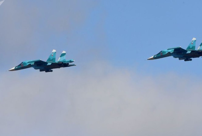 Liên tiếp tai nạn máy bay ở Nga: Hai chiến cơ Su-34 va chạm trên không Hai máy bay Su-34. Ảnh: Sputnik